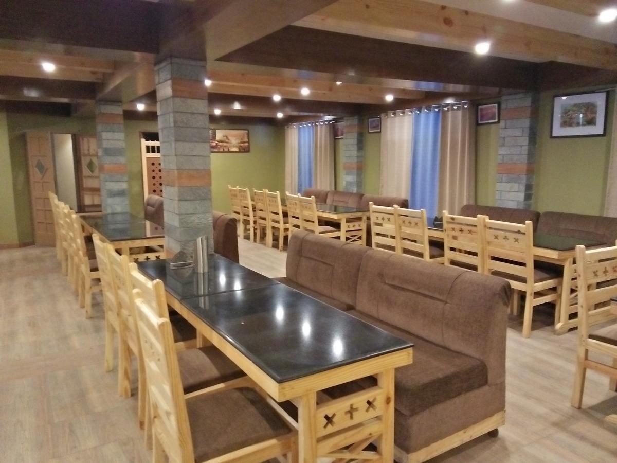 The Shivalik Hotell Manāli Exteriör bild